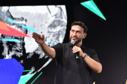 Livro propõe transformação pessoal a partir do propósito