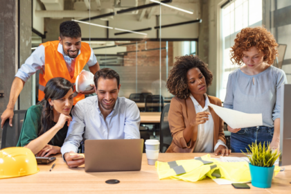 Cursos técnicos impulsionam oportunidades de trabalho