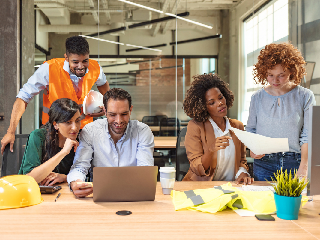 Cursos técnicos impulsionam oportunidades de trabalho