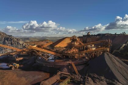 Logística é desafio central para mineração no Brasil