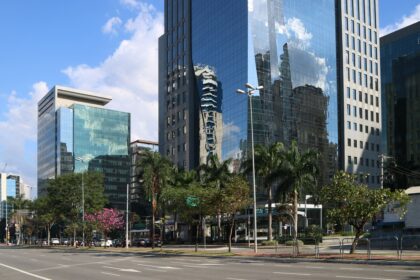 VERT reúne oito certificações ANBIMA no mercado de capitais