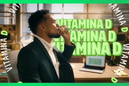 Campanha destaca o Yakult 40 com vitamina D