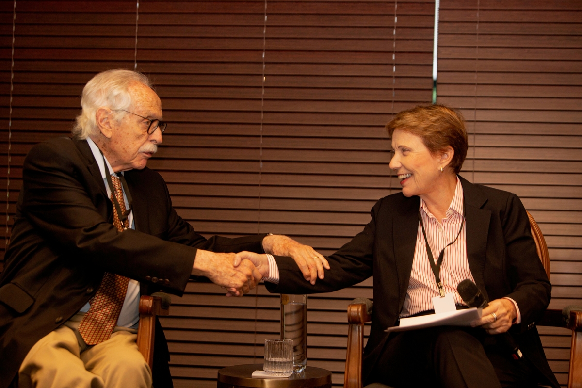 Compra de terras por estrangeiros mobiliza debate no Brasil