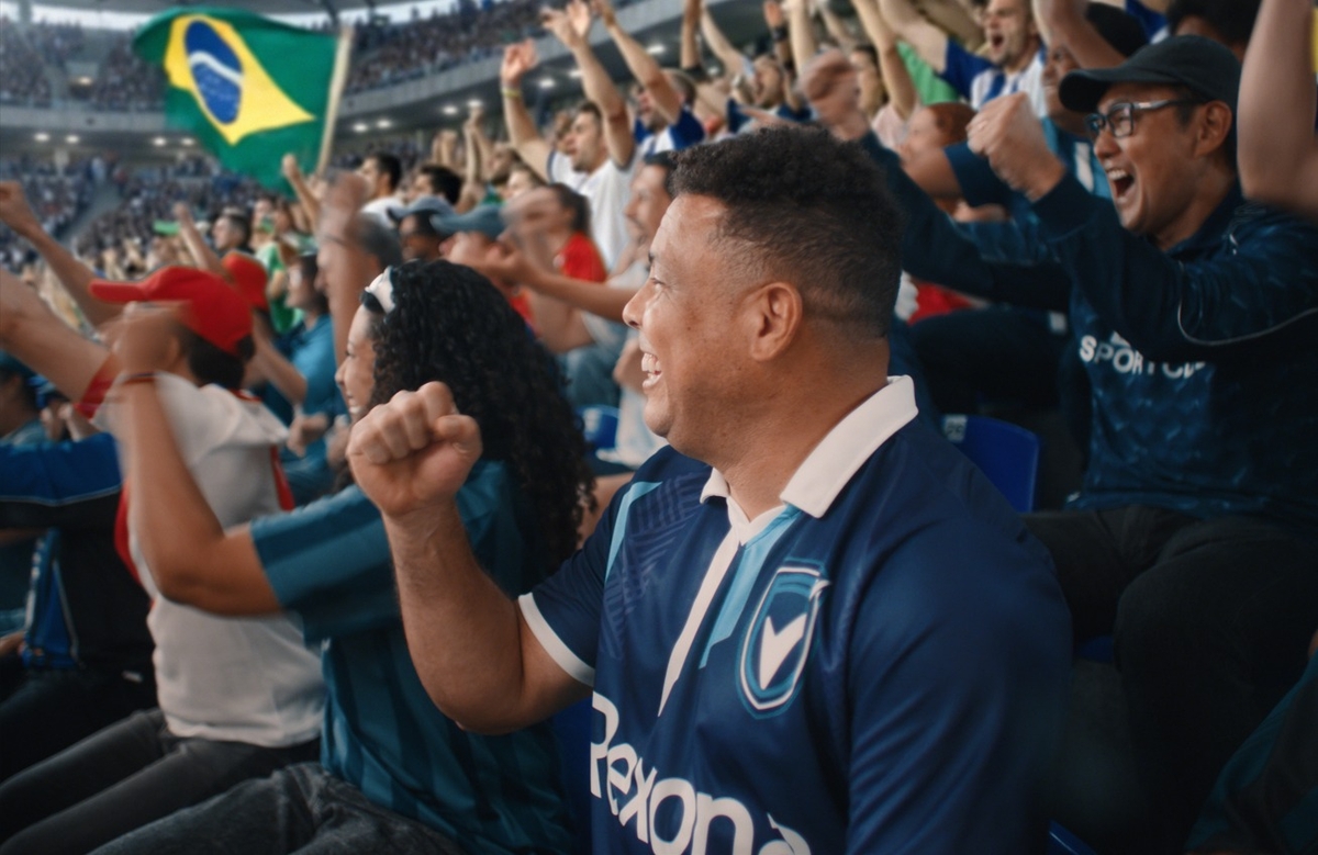 Rexona leva torcedores para experiência com Ronaldo Fenômeno