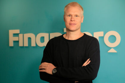 Clar adquire Lendo e expande plataforma global de crédito