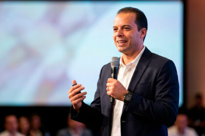 Oitavus cria sistema de vendas previsíveis para indústrias