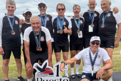 Corinthians conquista tricampeonato sul-americano de remo