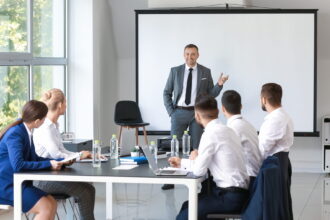 Curso gratuito ensina a fazer gestão de carteira B2B