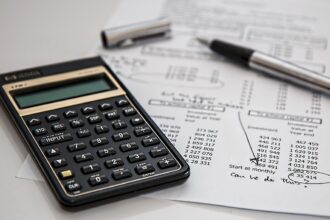 Planejamento de seguros corporativos amplia logística 2026