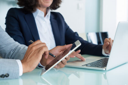 Avanço da tecnologia muda prática da advocacia