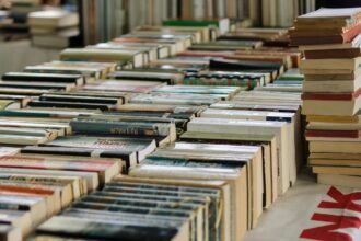 Consumo de livros cresce no Brasil e ganha força nas redes