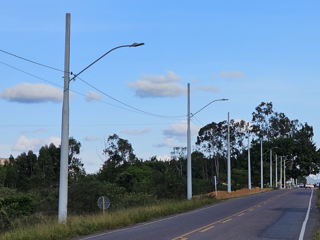 Expansão elétrica aquece mercado de postes de fibra de vidro