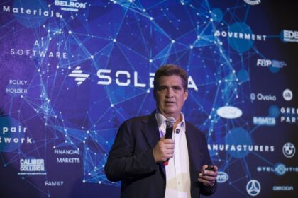 Solera apresenta ferramenta de IA ao mercado segurador