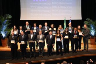 Projeto Águias concede 200 bolsas para capacitação de jovens