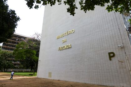 Contador de Goiânia explica como abrir empresas em 24h