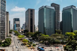 Consignado público e estruturas de securitização no Brasil