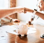 Alta da inadimplência reforça cuidados com as finanças