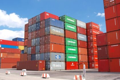 Tufões na China ameaçam abastecimento de pneus no Brasil