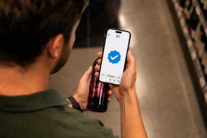 SECURETRACE anuncia 'biometria' para produtos