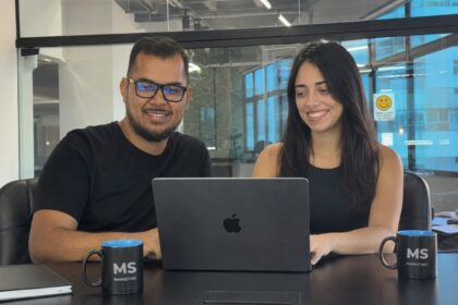 Casal cria estratégia digital para empresas venderem mais