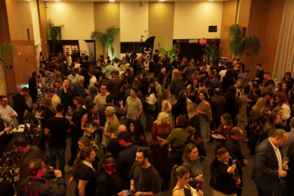 Square Wine Experience reúne cerca de 400 pessoas