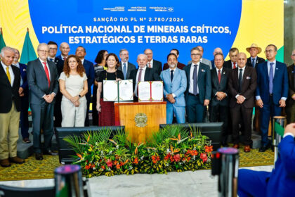 AMIG garante voz municipal na política de minerais críticos