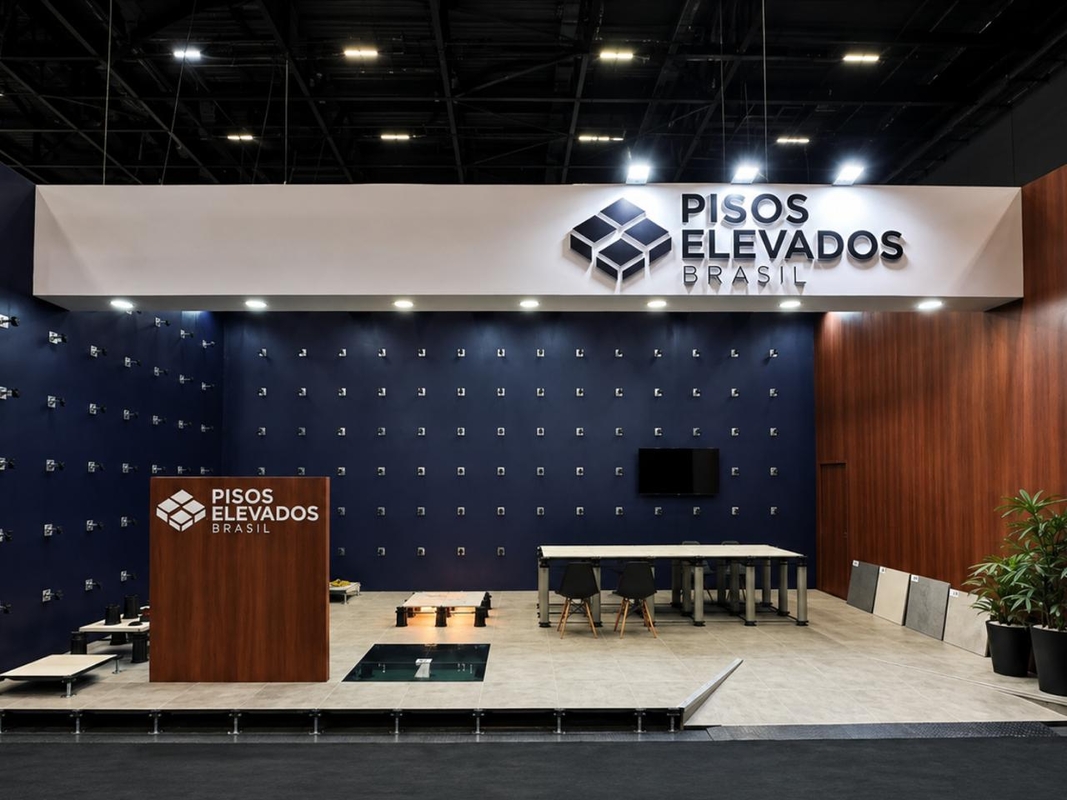 Pisos Elevados Brasil amplia presença em obras no país