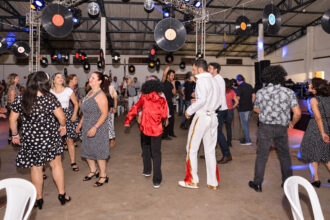 Clube Capivari vai a leilão após décadas de bailes